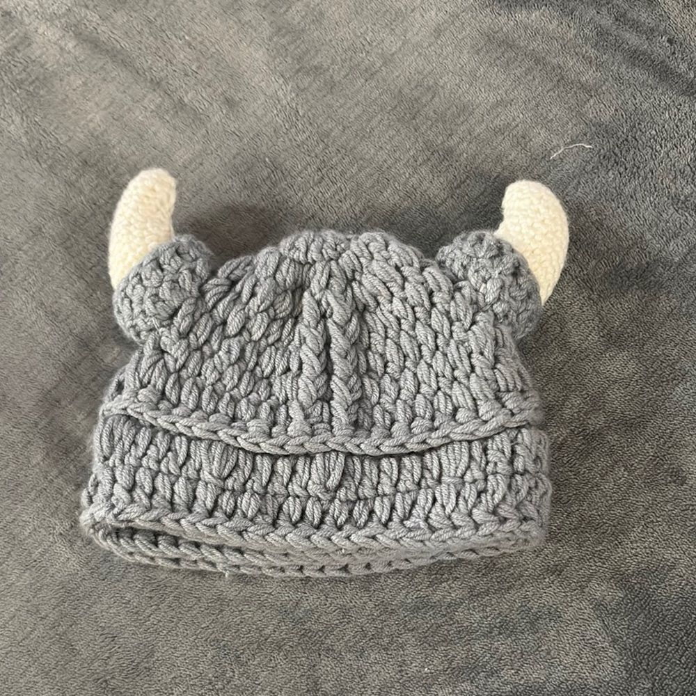 Cozy Gray and Cream Cable-Knit Hat with Horns for Baby - Picture 1 of 1
